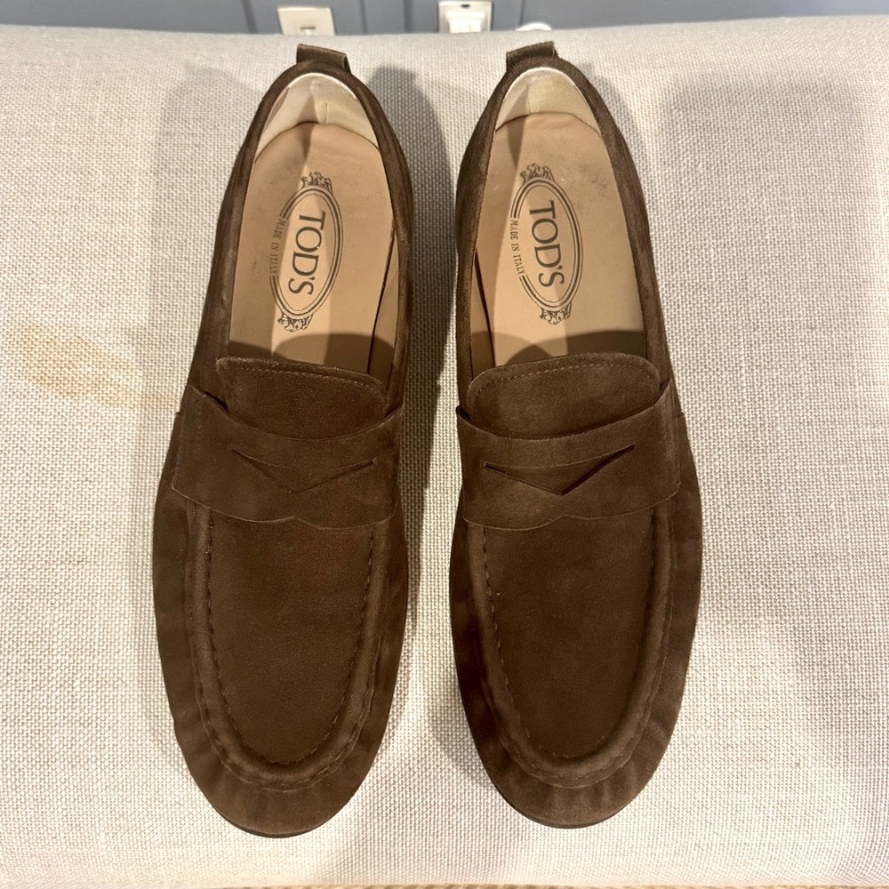 TOD’S BROWN SUEDE LOAFERS, Size UK 9 (US 10)